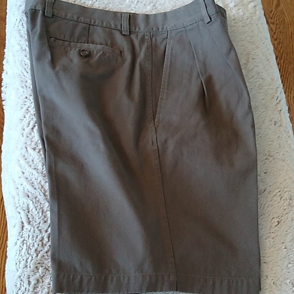 Evergreen Shorts - Picture 11 of 11